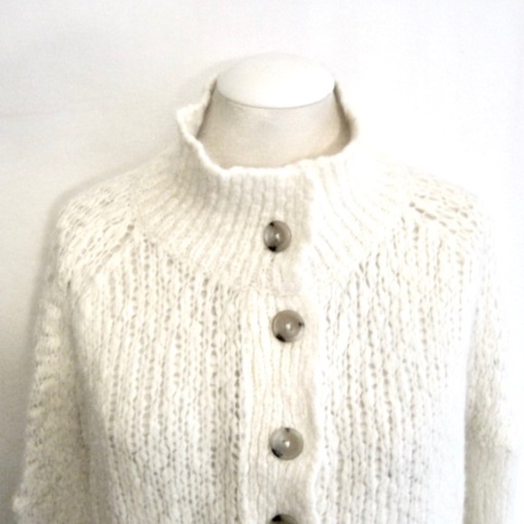 *Host Pick* Everlane Lofty Knit Henley Alpaca Blend Sweater - Picture 3 of 12